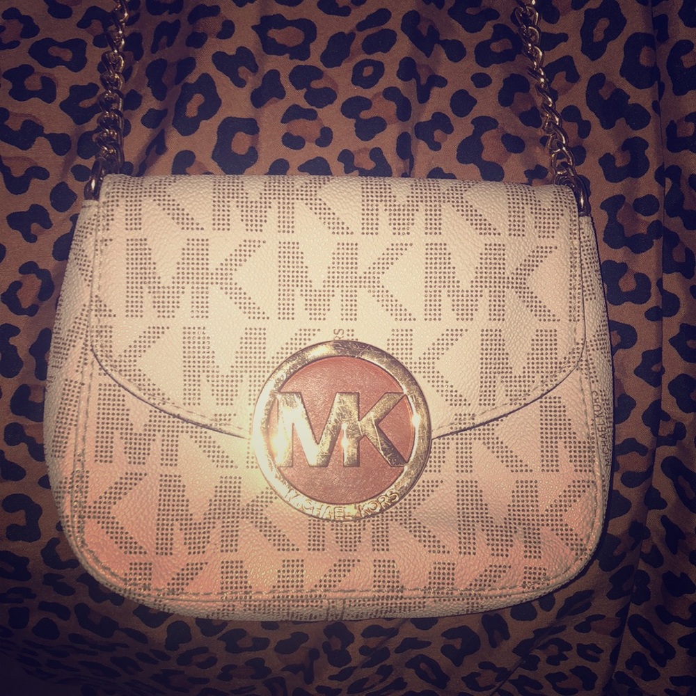 Michael Kors Logo Crossbody - Vanilla